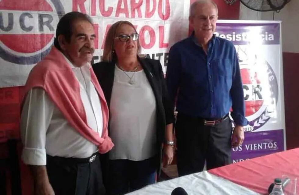 Ricardo Mayol (izquierda), precandidato a intendente por Resistencia.