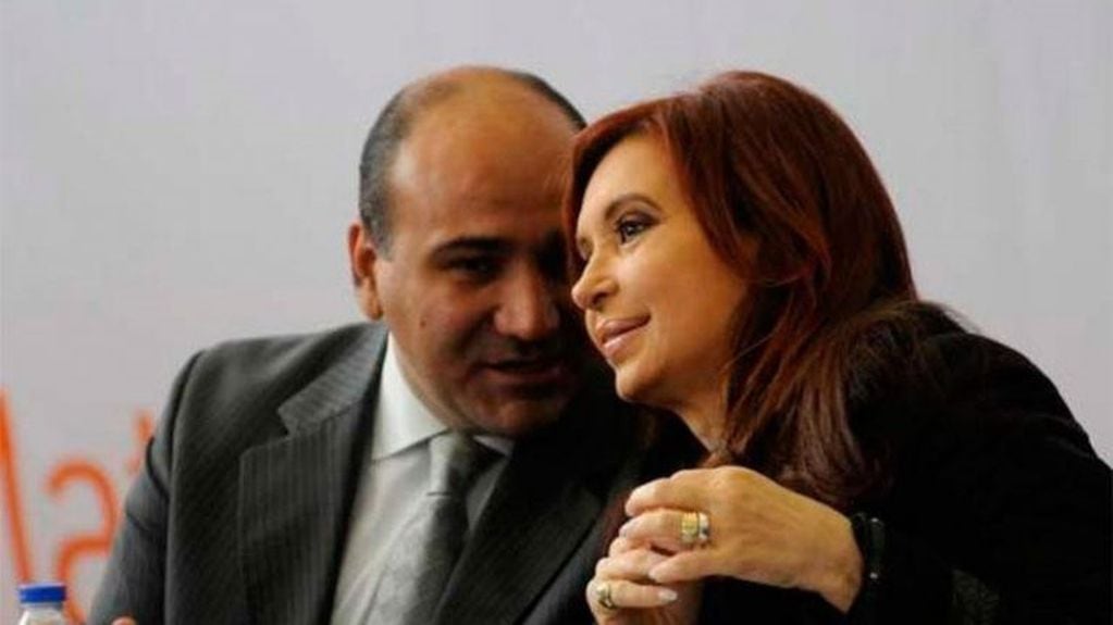 Manzur con Cristina Kirchner (Archivo)
