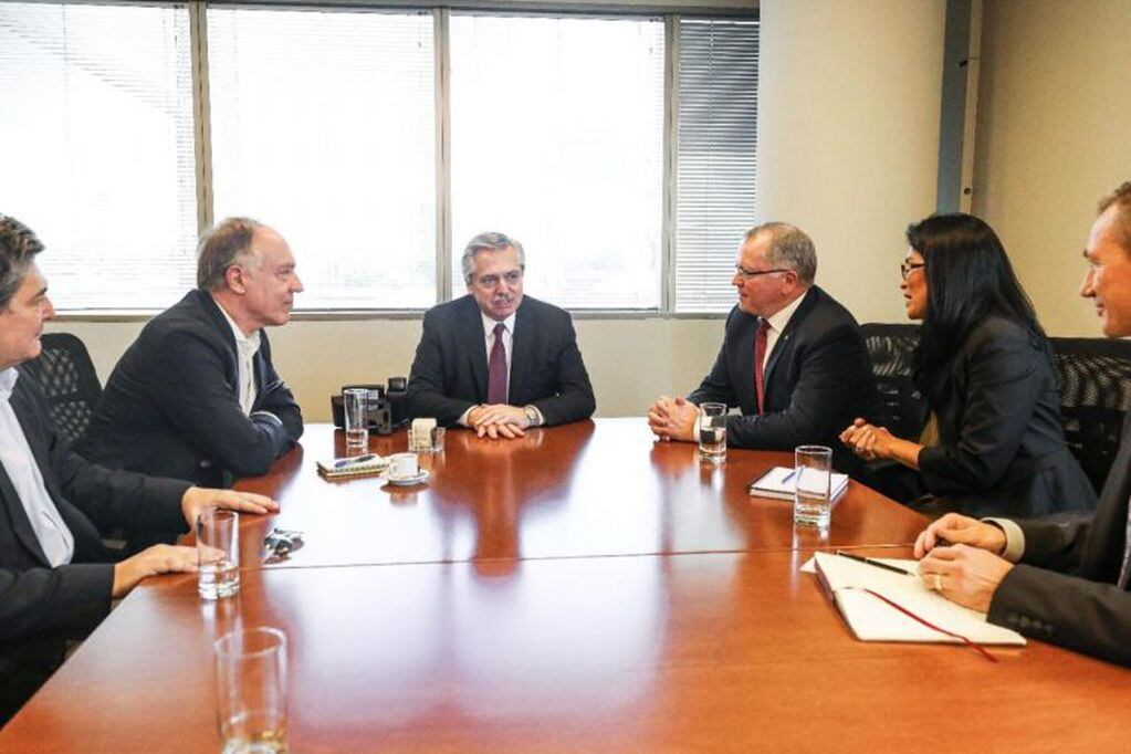 Alberto Fernández se reunió este mediodía con la CAF-Banco de Desarrollo de América Latina. (crédito: prensa Frente de Todos).