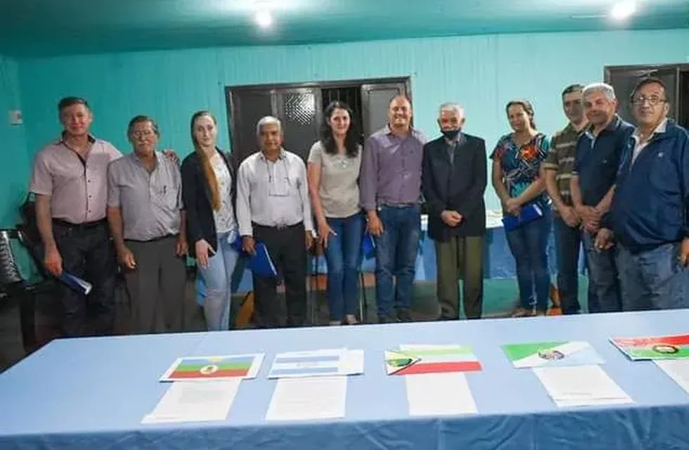 Colonia Aurora: el Concejo Deliberante elegirá bandera para representar al municipio.