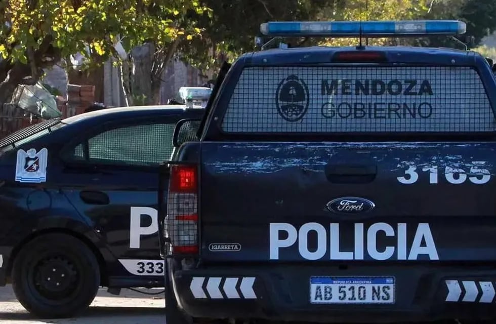Buscan intensamente a un hombre en Mendoza que abusó y le robó a una mujer de 94 años (imagen ilustrativa)