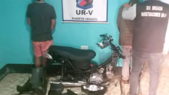 Puerto Iguazú: dos jóvenes detenidos tras el robo de una motocicleta