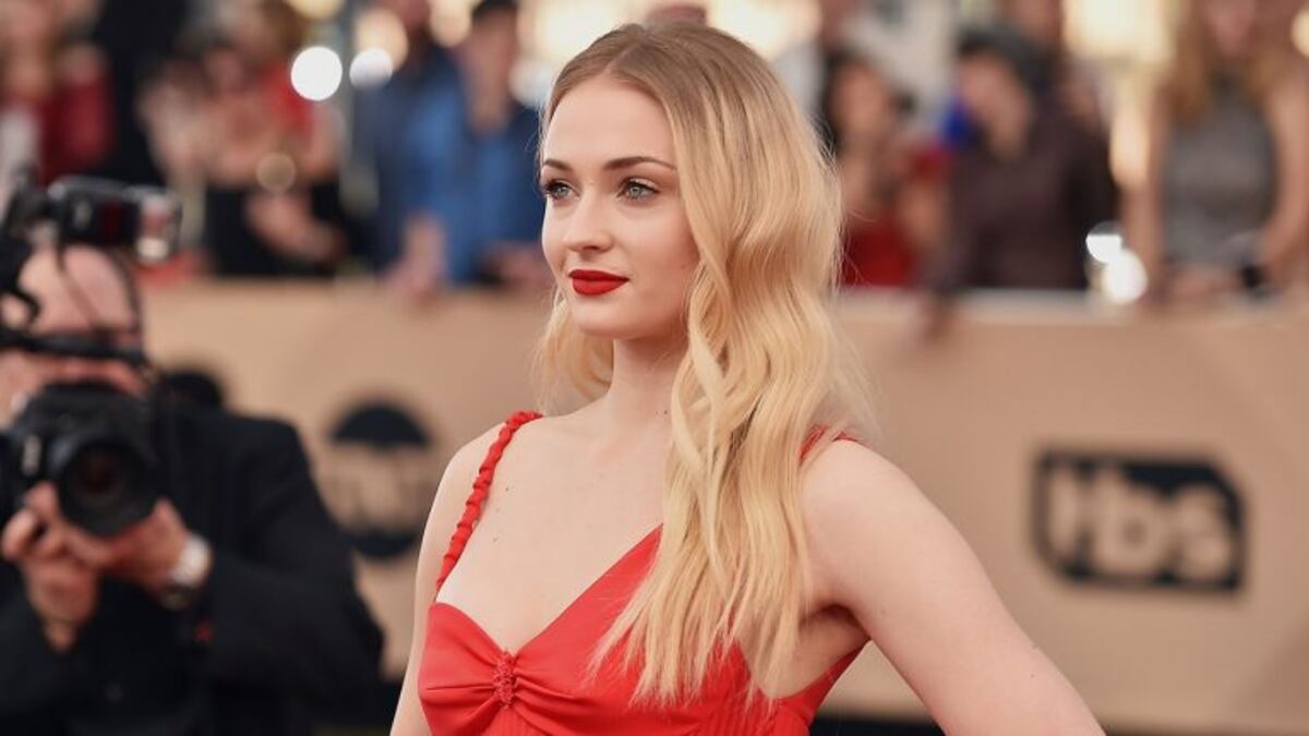 Sophie Turner, figura de Game of Thrones, en topless por Ibiza