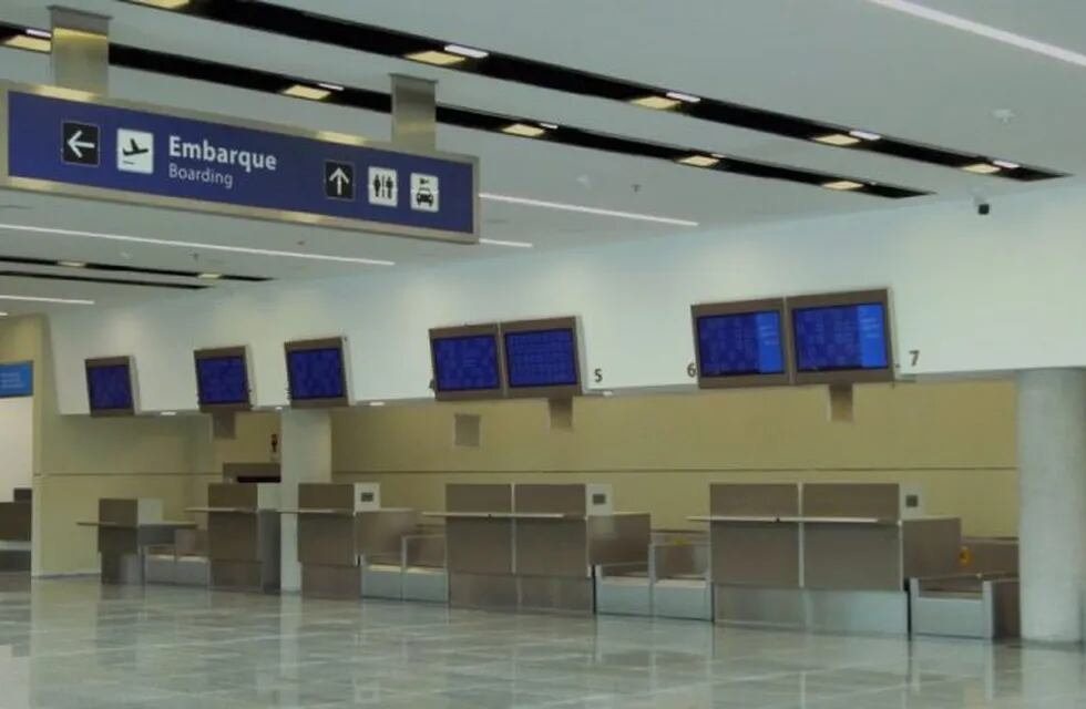 Vista de las nuevas instalaciones del aeropuerto de Jujuy, que inaugurarán el presidente Macri y el gobernador Morales este jueves.