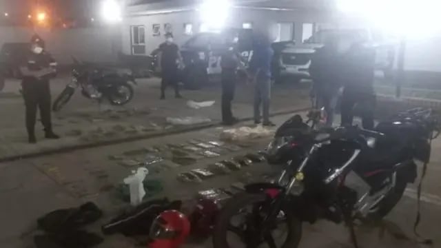 Interceptan a dos motociclistas con placas robadas del cementerio en Gobernador Roca