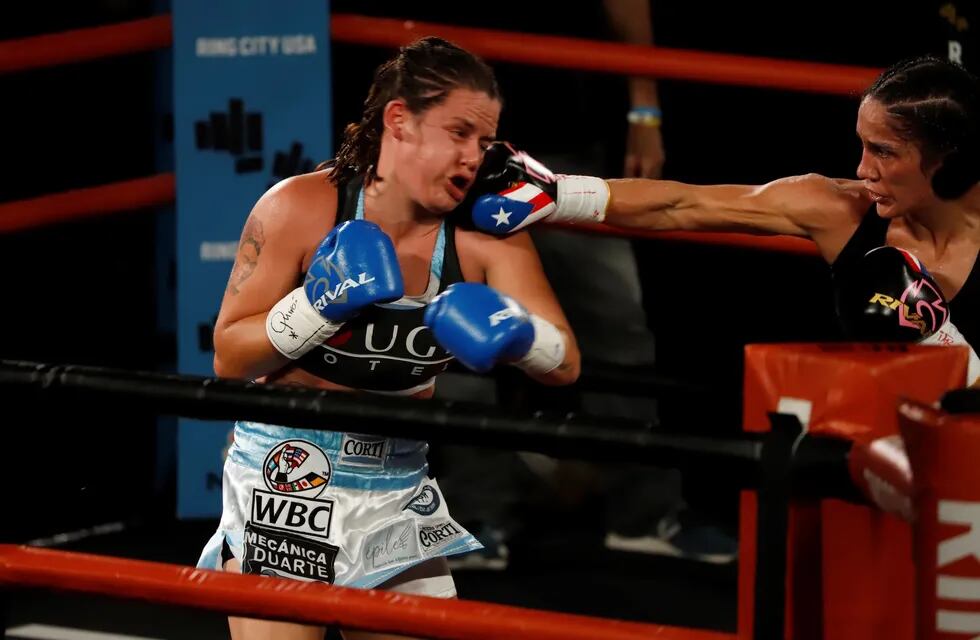 “Bonita” Bermúdez perdió por nocaut en el noveno round con Amanda Serrano