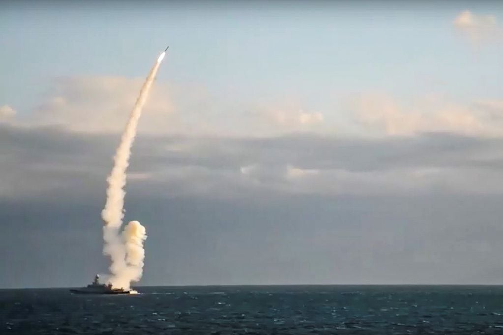 Rusia confirmó que los objetivos señalados fueron atacados con los misiles lanzados. Foto: AP.