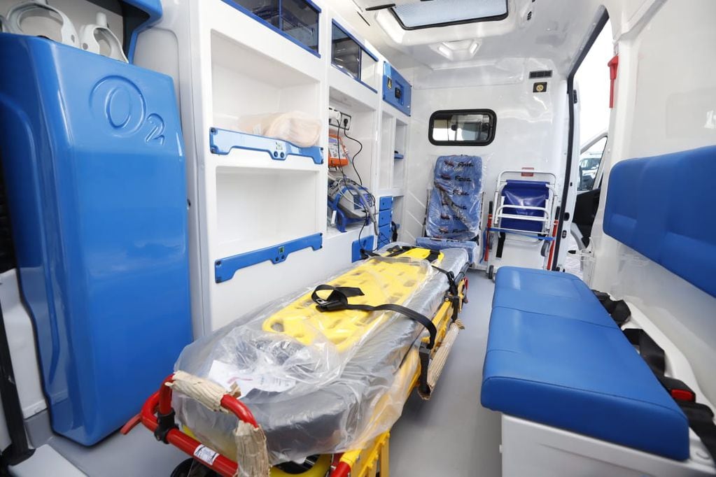 Provincia incorporó ambulancias de alta complejidad para diez nosocomios del interior de Córdoba.