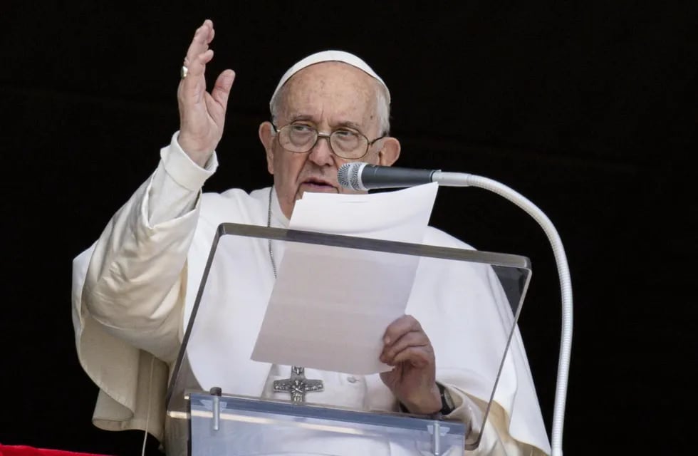 El papa Francisco suspendió sus actividades de este viernes