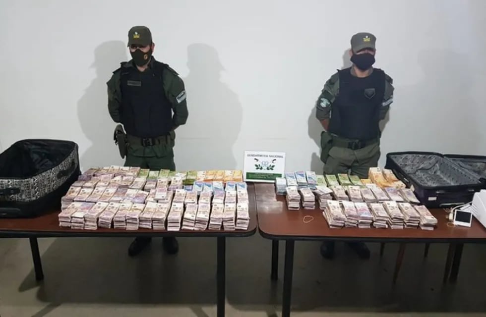 Rafaelinos detenidos en Córdoba con 8 millones de pesos: iban a Mendoza