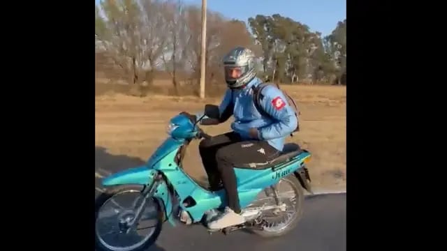 Fanático de Belgrano viajó en moto a San Luis.