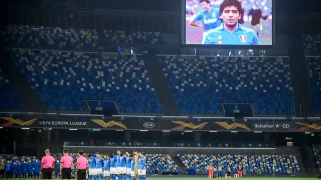 Diego Maradona homenaje en Nápoles