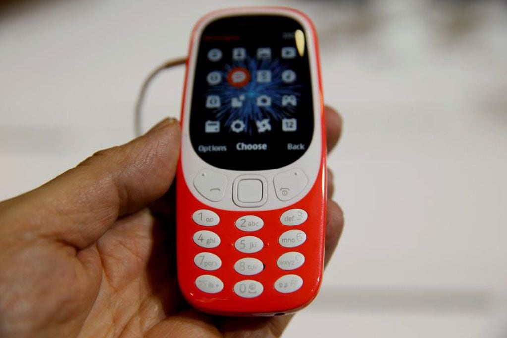 A Nokia 3310 device is displayed at Mobile World Congress in Barcelona, Spain, February 27, 2017. REUTERS/Paul Hanna