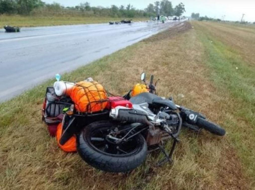 Un motociclista iguazuense perdió la vida en una ruta correntina.