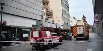 Trágico incendio en Córdoba. Cuatro muertos. (Pedro Castillo / La Voz)