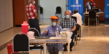 Vacunación a mayores de 60 en Córdoba