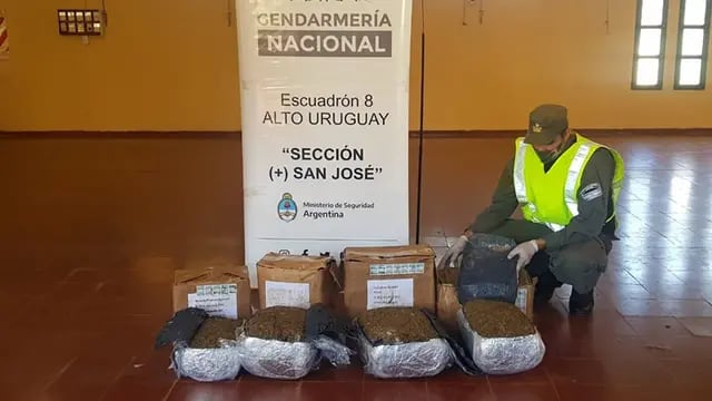 Gendarmería Nacional secuestró marihuana que era transportada en un rodado de Correo Argentino. Gendarmería Nacional