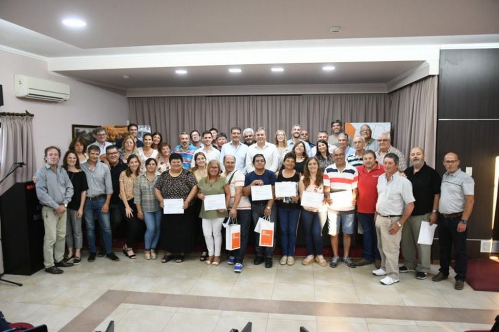 Reconocimiento a empleados municipales (Foto Prensa Municipalidad de Rafaela)