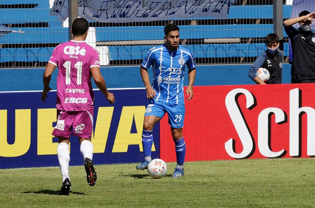 Hugo Silva no renovó contrato con Godoy Cruz  y el pase quedó en poder del jugador.