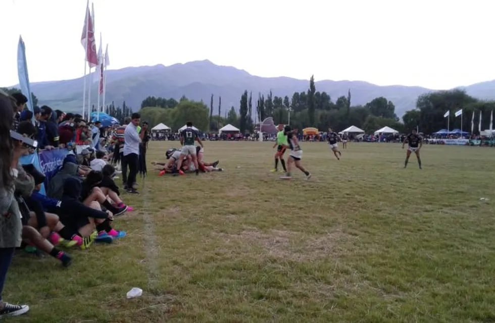 Los equipos dieron un espectáculo de Rugby de gran nivel (Romina Aguirre)
