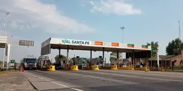 Estación de peaje de la Autopista Rosario-Santa Fe