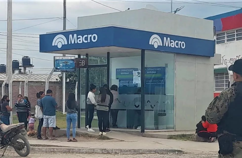 El personal de la administración pública de la provincia de Jujuy tendrá a disposición sus haberes en los cajeros automáticos, según el cronograma de pago anunciado por el Ministerio de Hacienda.
