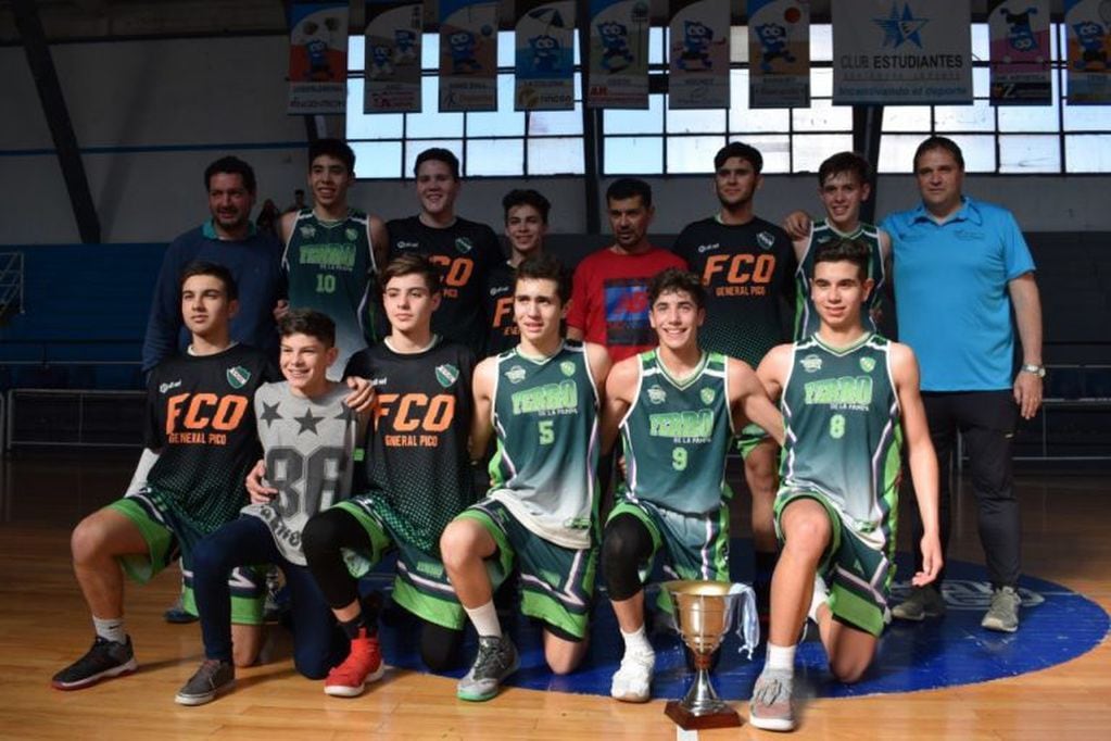 El equipo de básquet masculino (Gobierno de La Pampa).