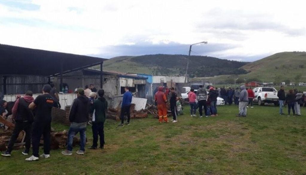 El concurso de asadores se realizó en el Campo de Doma "Clodomiro Muñoz". (Patagonia Nexo)