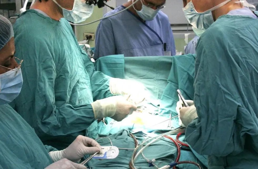 Las cirugías de media complejidad serán derivadas a los hospitales Albardón, Caucete y Pocito.