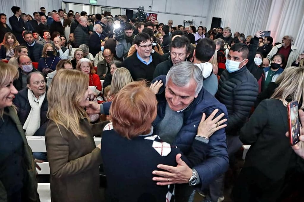Iniciando una recorrida por el conurbano bonaerense, la semana pasada Gerardo Morales realizo una primera visita al partido de Vicente López.