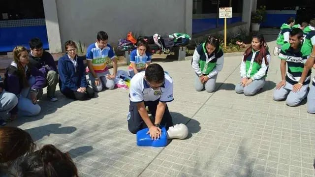 Aprender a salvar vidas: curso de RCP en Pérez