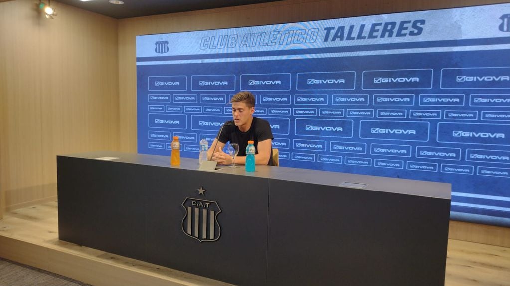 Federico Girotti, durante la conferencia de prensa de este miércoles, tras el entrenamiento de Talleres. (Foto: La Voz)