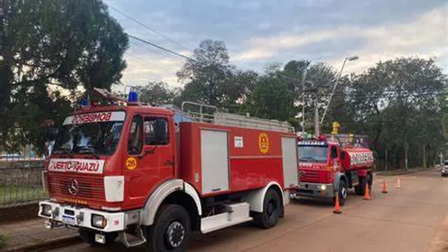 Bomberos Voluntarios de Puerto Iguazú enviaron refuerzos para combatir incendios