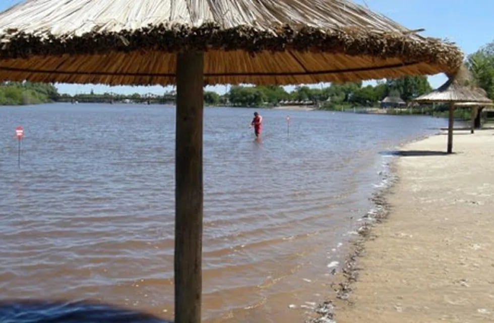 Playa Solar del Este de Gualeguaychú evalúa no abrir esta temporada.