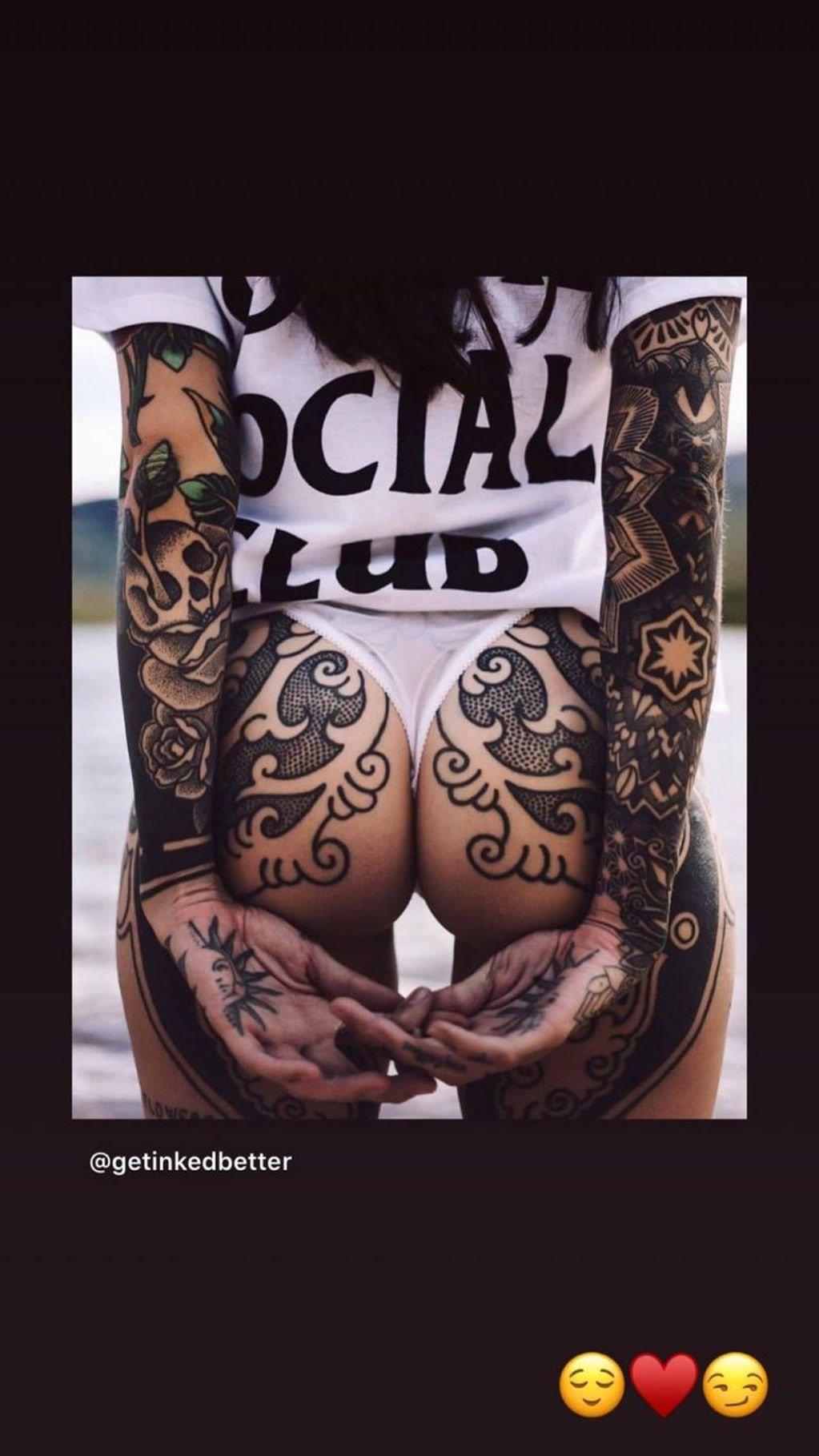 Cande Tinelli compartió una foto que dejó ver sus tatuajes más íntimos