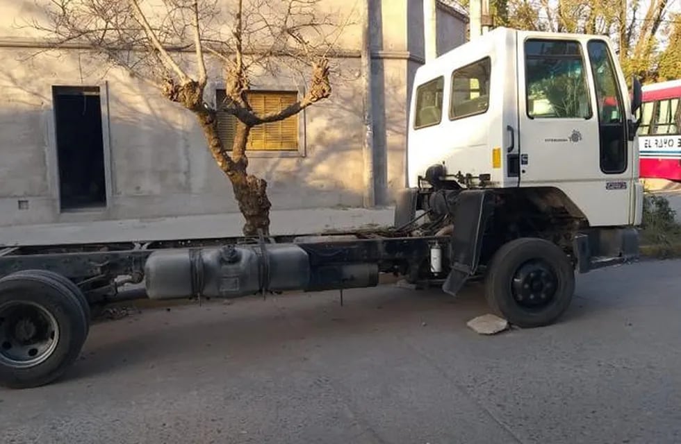 Tafí Viejo: encuentran un camión con pedido de secuestro. (Comunicación Gobierno Tucumán)