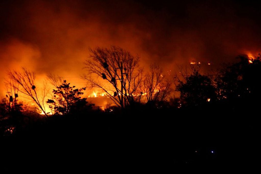 Incendio forestal en las Sierras de Córdoba incendios forestales.