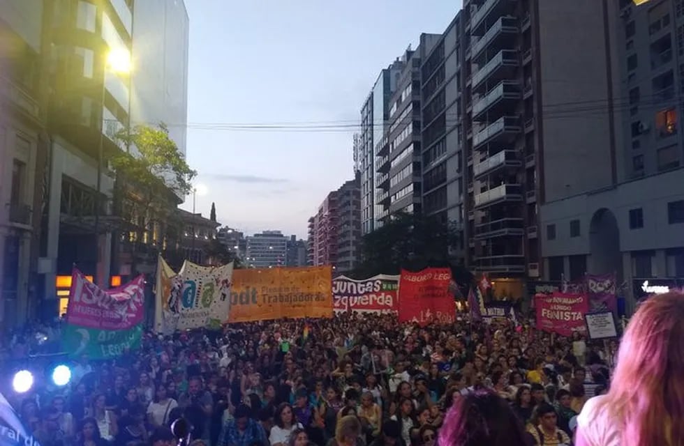 Una multitudinaria marcha por las calles de Córdoba, en contra de un flagelo que no decrece.