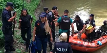 Cae banda liderada por jubilado que cruzaba un río en tirolesa para vender drogas en La Matanza