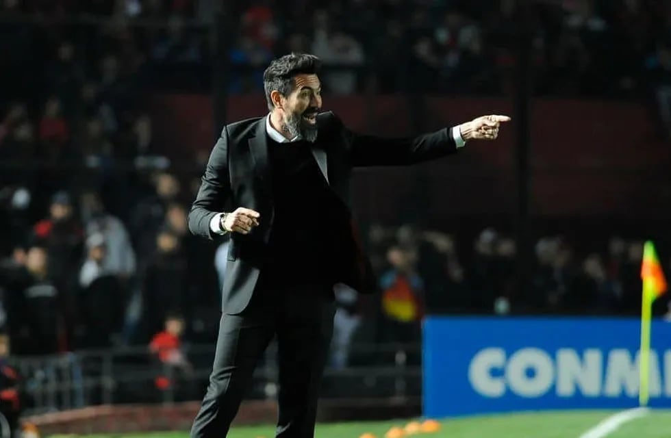Eduardo Domínguez fue presentado como nuevo entrenador de Independiente
