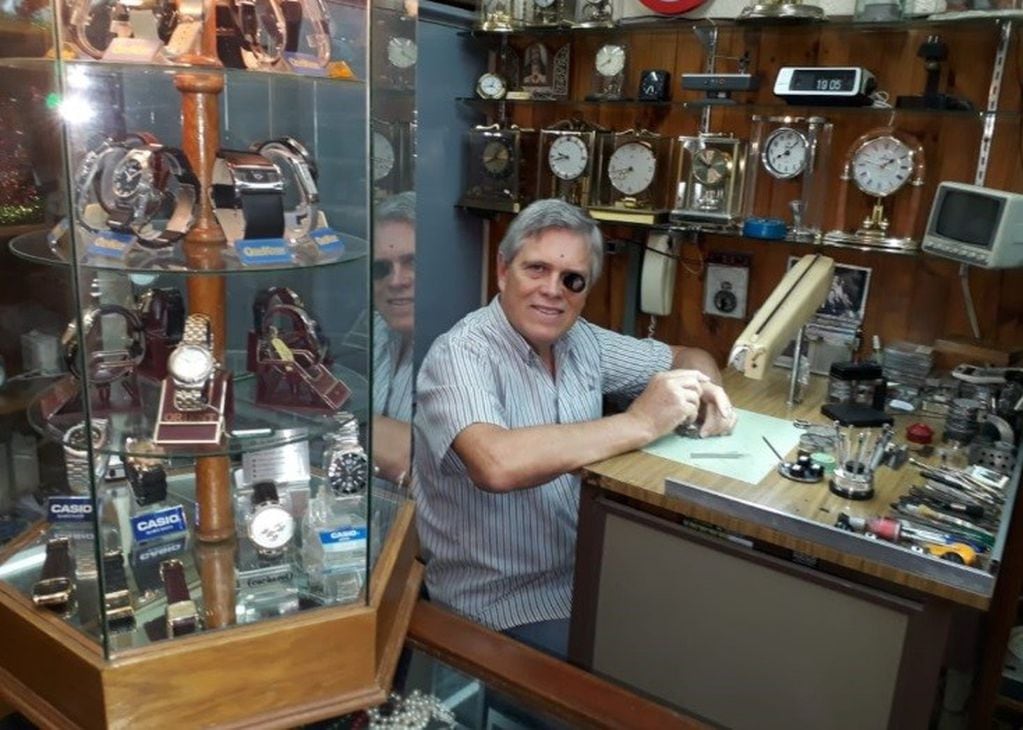 La academia de relojeros se fundó oficialmente en 2003 (Clarín)