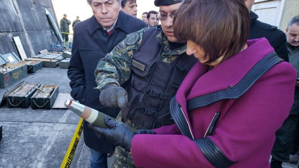 La ministra Bullrich da a conocer los resultados del secuestro de armas en Córdoba.