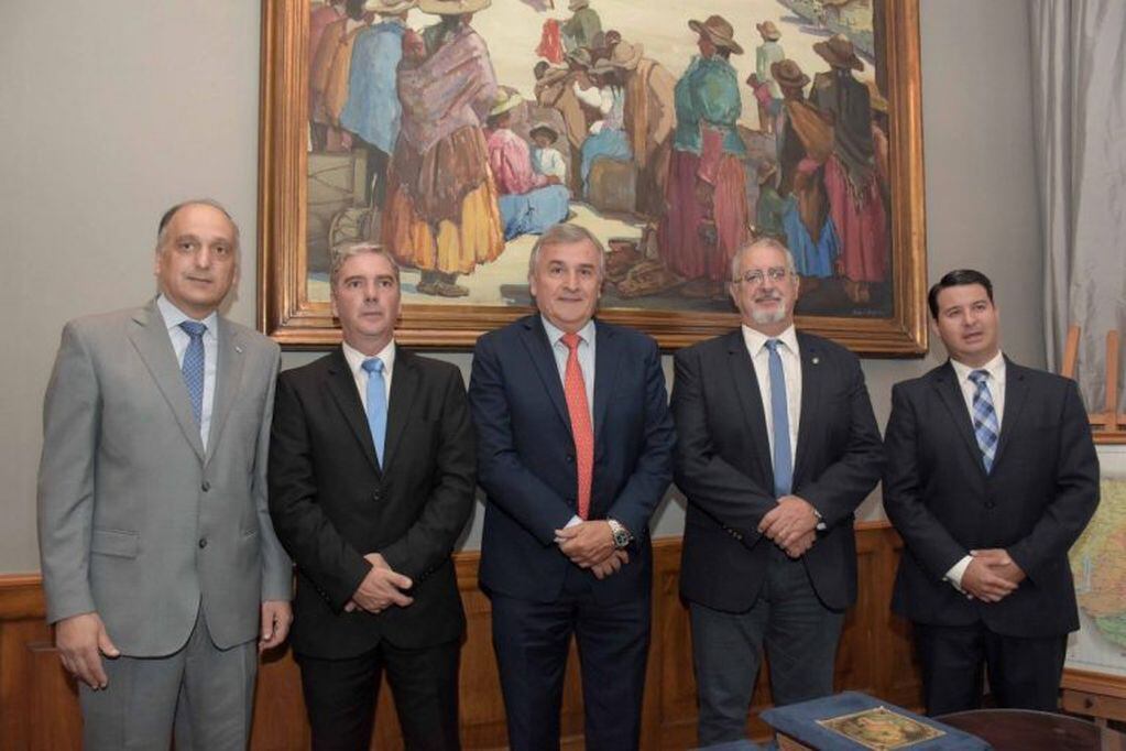 Grosso, Manzur, Morales, Bouhid y Macedo Moresi, en la jura y posesión del nuevo Directorio del ISJ.
