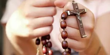 Rezar el rosario