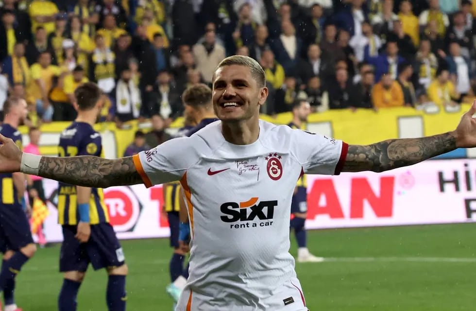 El delantero de 30 años se mudó a Estambul en 2022.