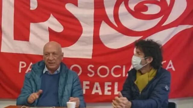 Bonfatti y Gazpoz, en el Centro Socialista de Rafaela