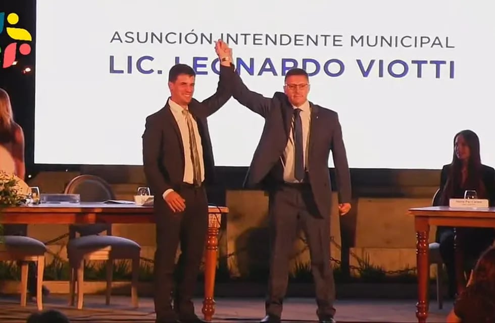 Leonardo Viotti asumió como intendente de Rafaela