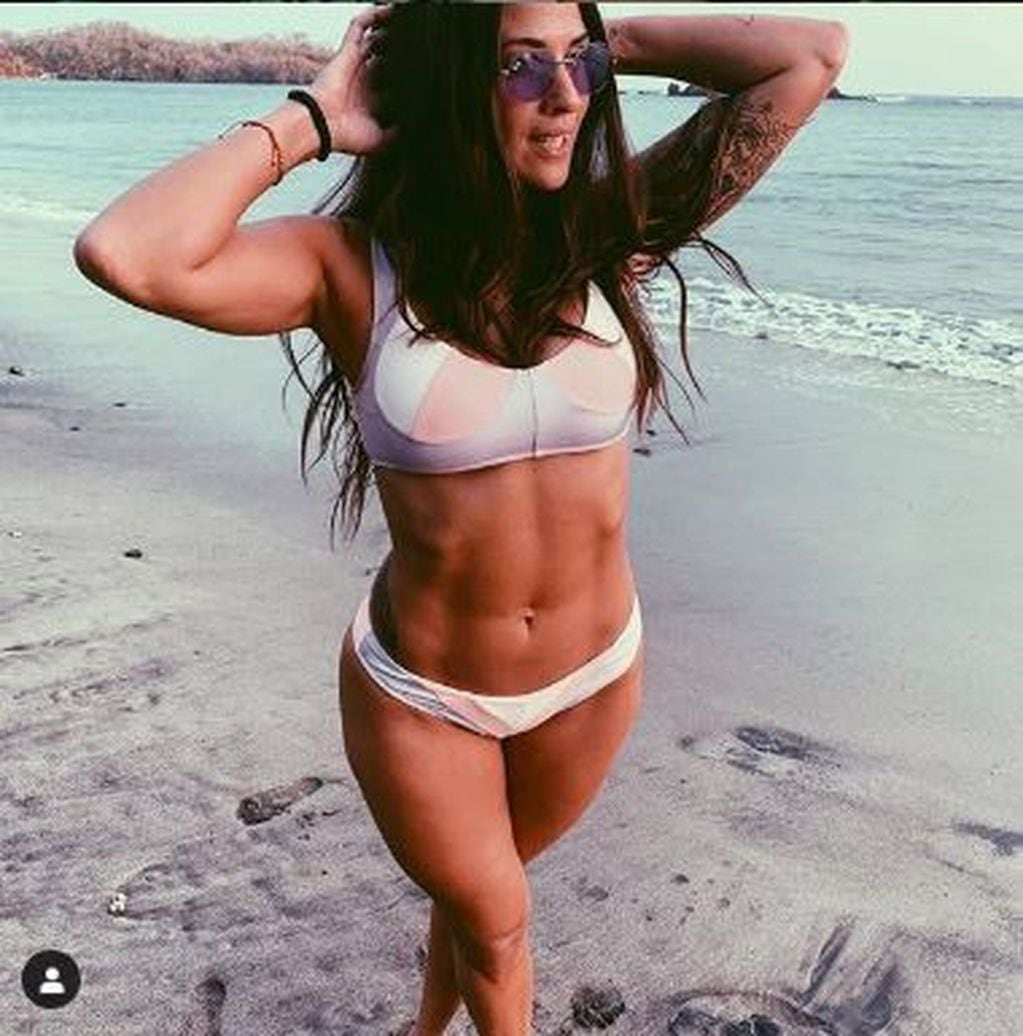 La foto de Ivana Nadal en la playa  (Instagram/ivinadal)