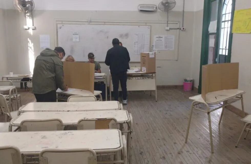 Comenzaron las elecciones en Córdoba.