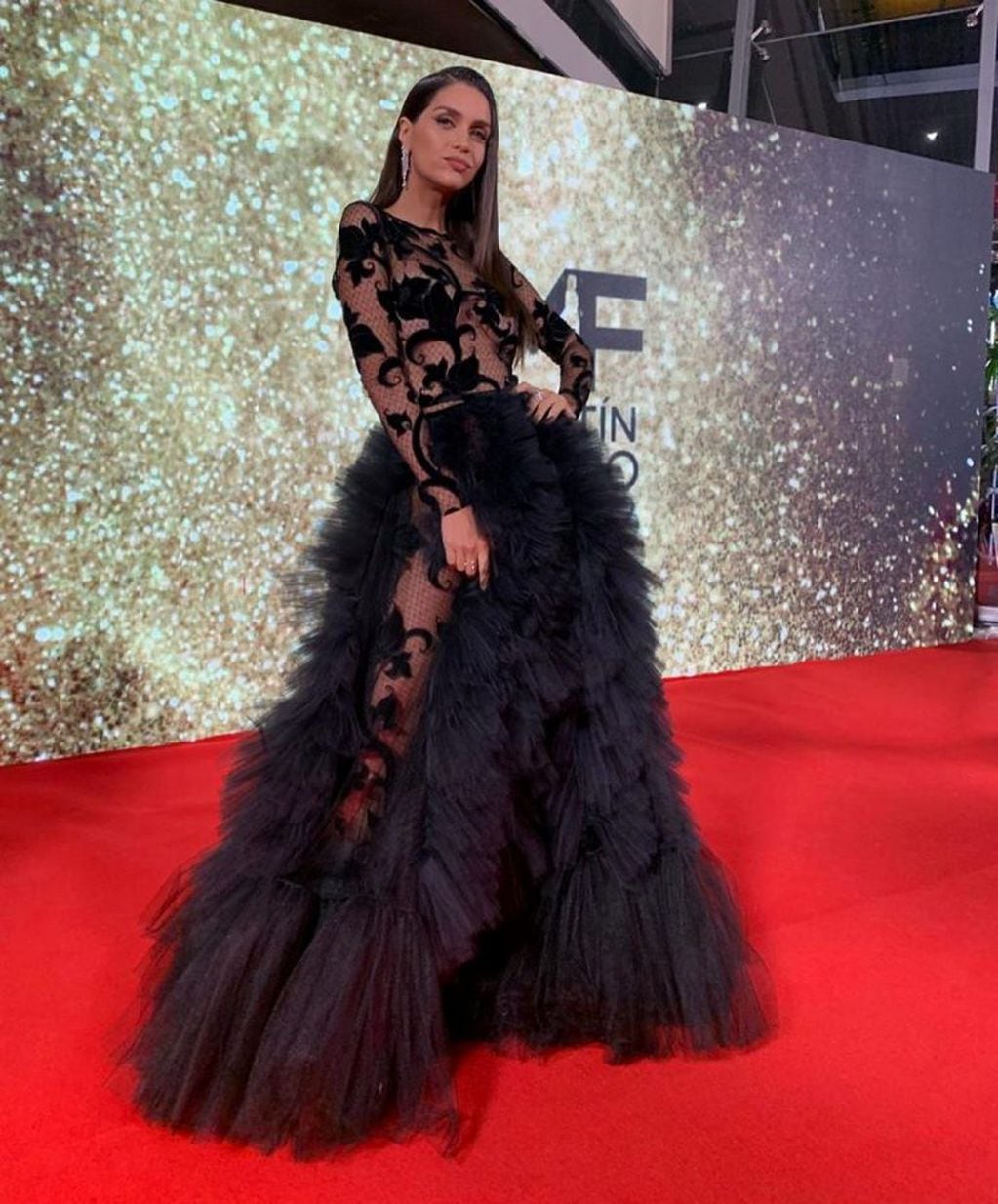 Zaira Nara lució un vestido hiper sensual para la gala de los premios Martín Fierro 2019